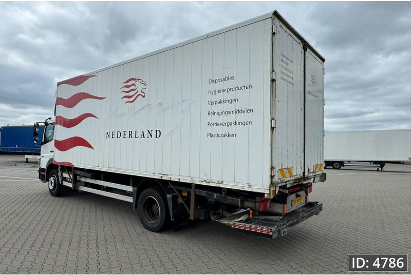 Mercedes-Benz Atego 1318 Day Cab, Euro 5, BDF / EPS automatic / DHOLLANDIA 2000KG - מוביל מכולות/ משאית החלפת גוף: תמונה 2 Mercedes-Benz Atego 1318 Day Cab, Euro 5, BDF / EPS automatic / DHOLLANDIA 2000KG - מוביל מכולות/ משאית החלפת גוף: תמונה 2