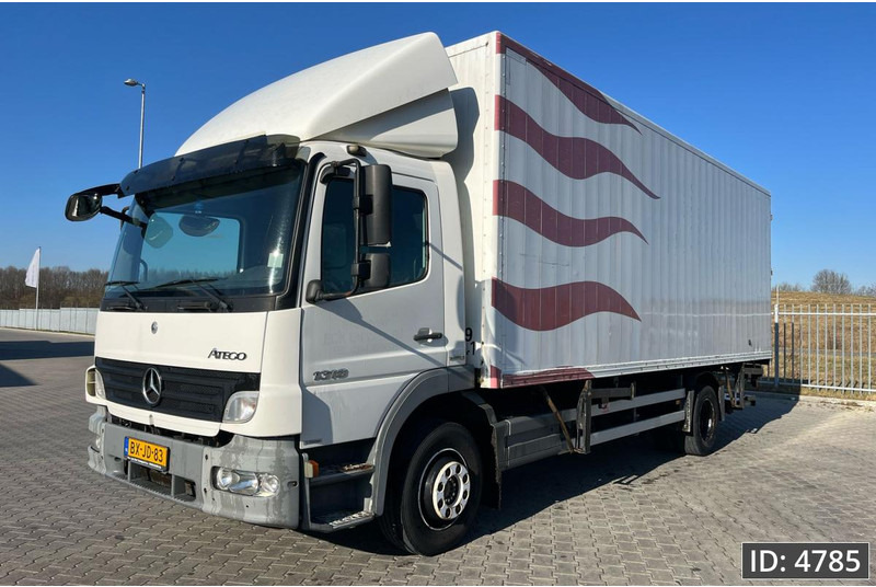 Mercedes-Benz Atego 1318 Day Cab, Euro 5, BDF / EPS automatic / DHOLLANDIA 2000KG - מוביל מכולות/ משאית החלפת גוף: תמונה 1 Mercedes-Benz Atego 1318 Day Cab, Euro 5, BDF / EPS automatic / DHOLLANDIA 2000KG - מוביל מכולות/ משאית החלפת גוף: תמונה 1