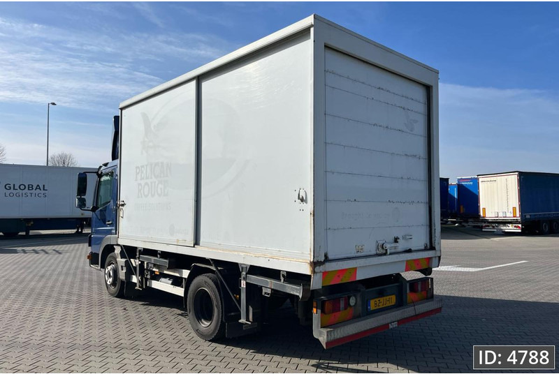 Mercedes-Benz Atego 816 Day Cab, Euro 5, BDF / EPS automatic / standklima / Hydraulic system - מוביל מכולות/ משאית החלפת גוף: תמונה 2 Mercedes-Benz Atego 816 Day Cab, Euro 5, BDF / EPS automatic / standklima / Hydraulic system - מוביל מכולות/ משאית החלפת גוף: תמונה 2