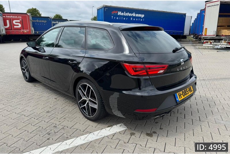 SEAT Leon ST FR 2.0 Euro 6, DSG/Pano/Camera/Keyless/Extra winterset - מכונית: תמונה 2 SEAT Leon ST FR 2.0 Euro 6, DSG/Pano/Camera/Keyless/Extra winterset - מכונית: תמונה 2