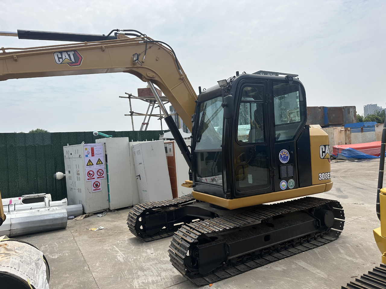 CAT 308E Mini Excavator Click for Discount - מיני מחפר: תמונה 1 CAT 308E Mini Excavator Click for Discount - מיני מחפר: תמונה 1