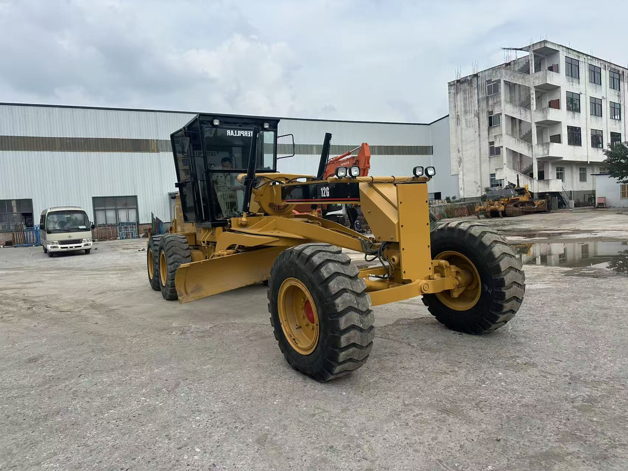 CATERPILLAR 12G CAT Grader - מפלסת: תמונה 4 CATERPILLAR 12G CAT Grader - מפלסת: תמונה 4