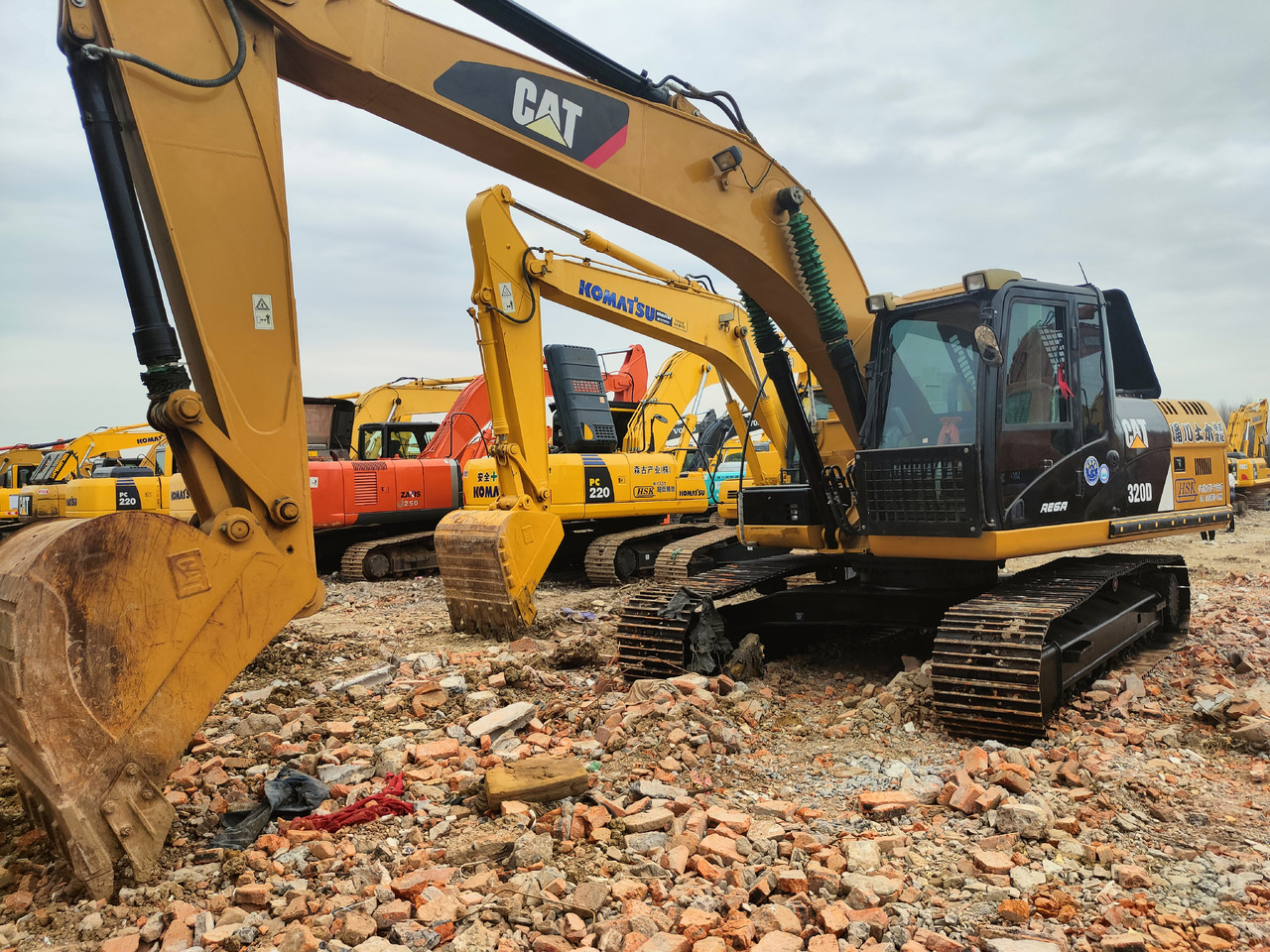 CATERPILLAR 320D - מחפר סורק: תמונה 1 CATERPILLAR 320D - מחפר סורק: תמונה 1