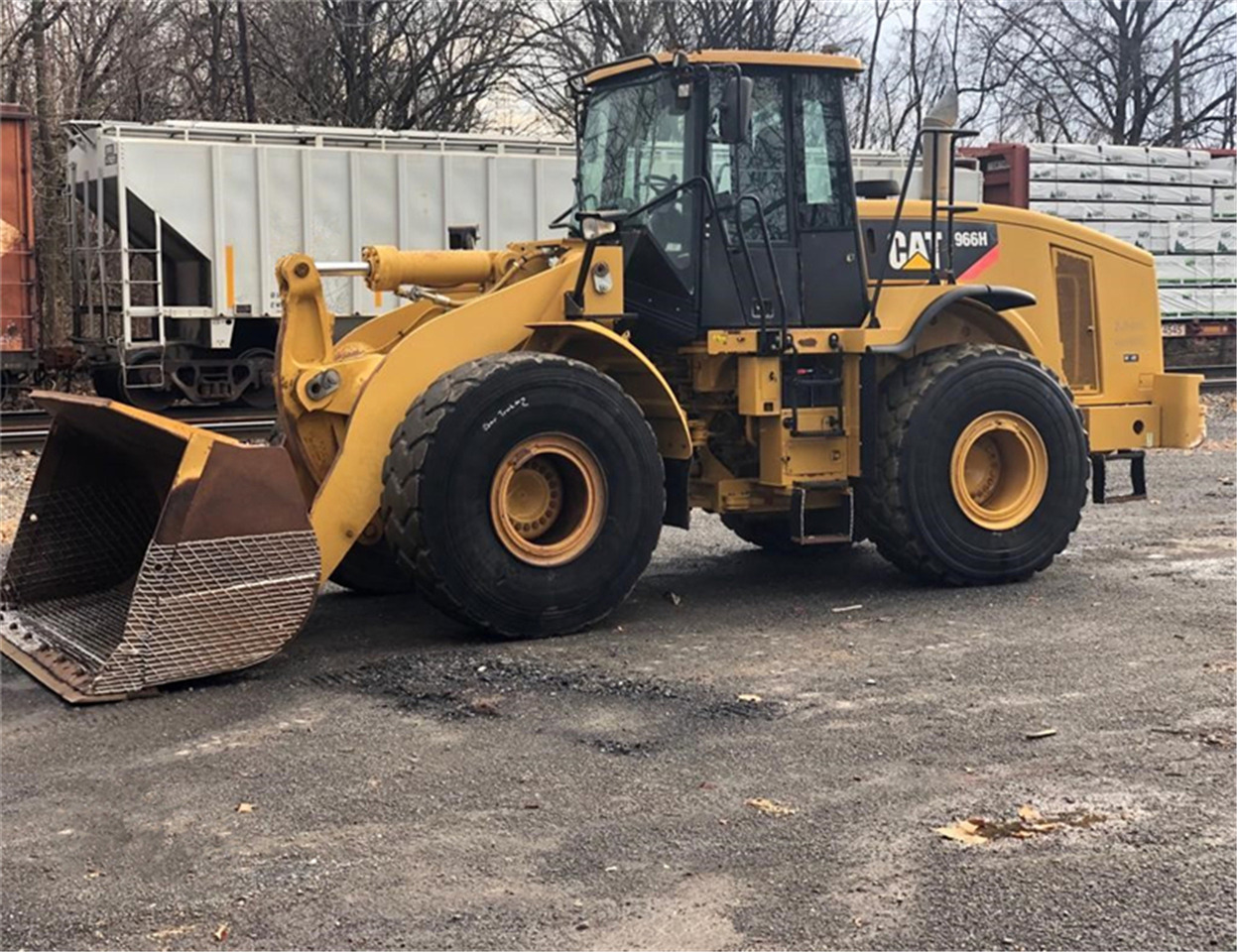 CATERPILLAR 966H - מעמיס היגוי החלקה: תמונה 3 CATERPILLAR 966H - מעמיס היגוי החלקה: תמונה 3