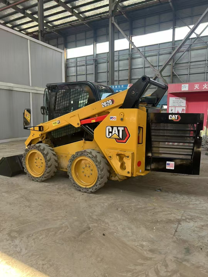 CATERPILLAR CAT260D Skid Steer Loader - מעמיס היגוי החלקה: תמונה 1 CATERPILLAR CAT260D Skid Steer Loader - מעמיס היגוי החלקה: תמונה 1
