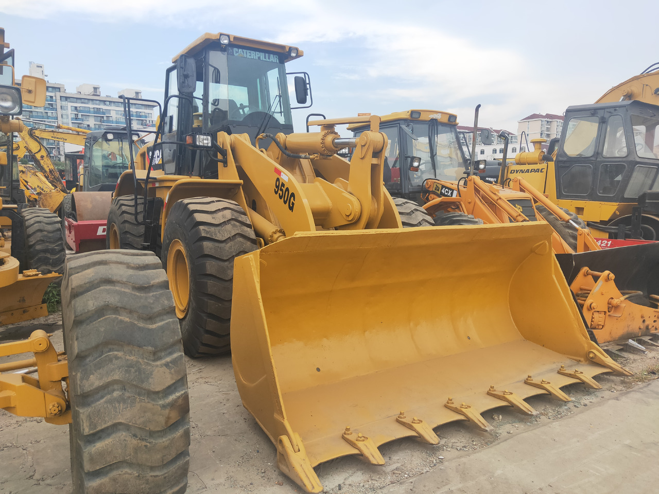 CATERPILLAR Wheel Loader 950G Click Here for Discount - מעמיס גלגלים: תמונה 1 CATERPILLAR Wheel Loader 950G Click Here for Discount - מעמיס גלגלים: תמונה 1