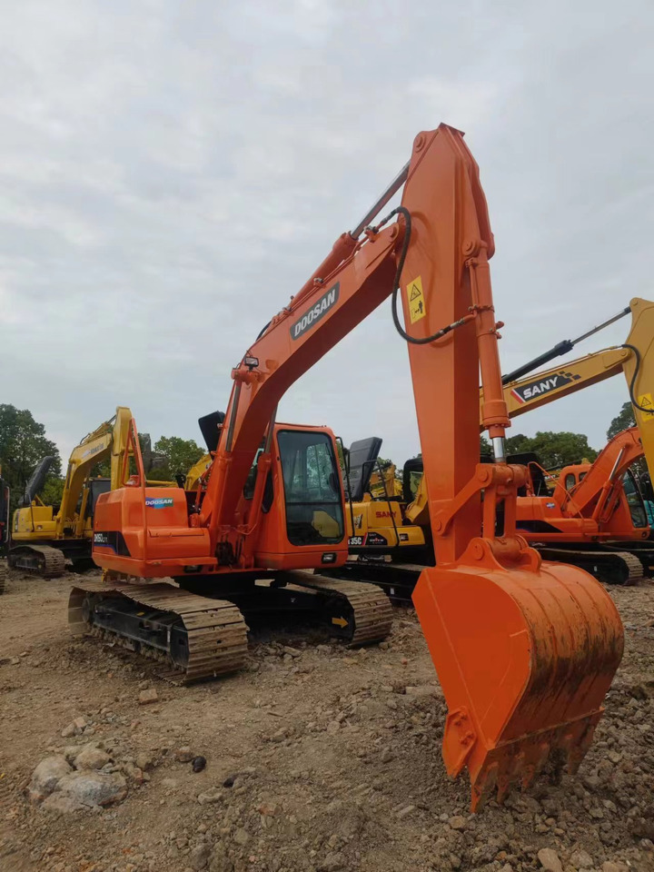 DOOSAN DH150LC-7 Crawler Excavator - מחפר סורק: תמונה 3 DOOSAN DH150LC-7 Crawler Excavator - מחפר סורק: תמונה 3