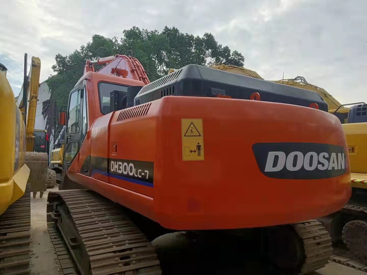 DOOSAN DH300LC-7 - מחפר סורק: תמונה 5 DOOSAN DH300LC-7 - מחפר סורק: תמונה 5