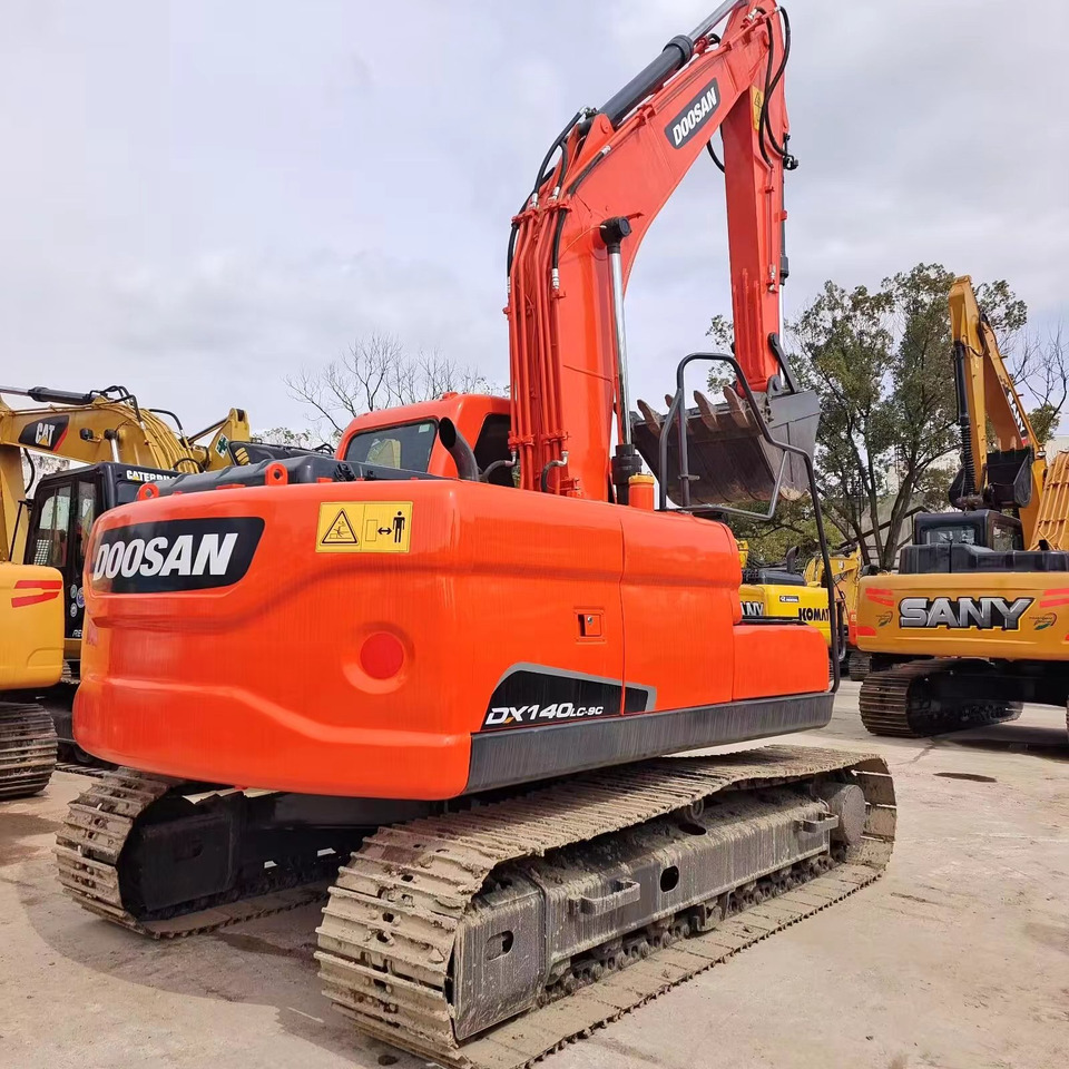 DOOSAN DX140 Crawler excavator Good condition - מחפר סורק: תמונה 1 DOOSAN DX140 Crawler excavator Good condition - מחפר סורק: תמונה 1