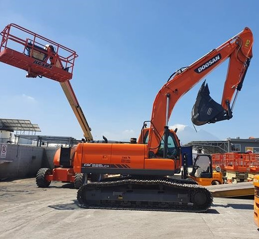 DOOSAN DX225LCA - מחפר סורק: תמונה 3 DOOSAN DX225LCA - מחפר סורק: תמונה 3