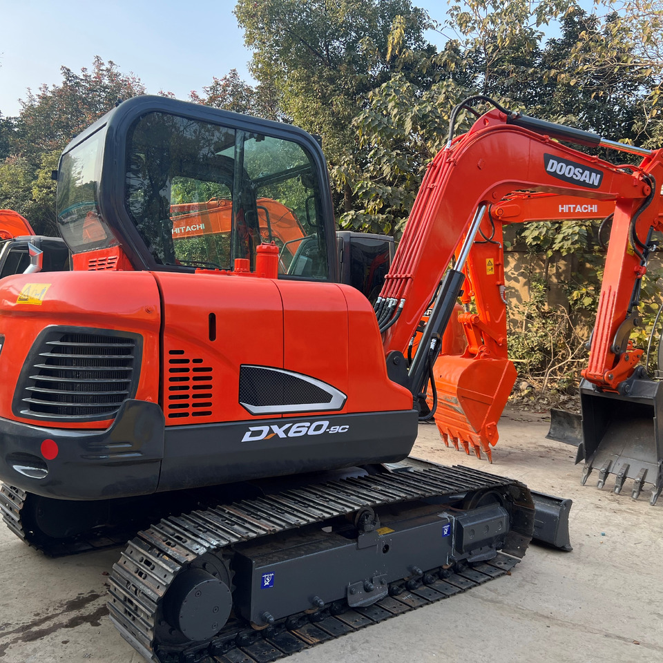 DOOSAN DX60-9C - מחפר סורק: תמונה 3 DOOSAN DX60-9C - מחפר סורק: תמונה 3