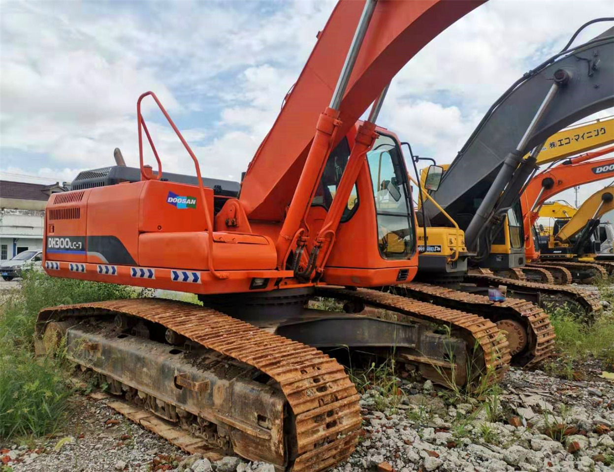 DOOSAN Excavator DH300 Click Here for Discount - מחפר: תמונה 5 DOOSAN Excavator DH300 Click Here for Discount - מחפר: תמונה 5