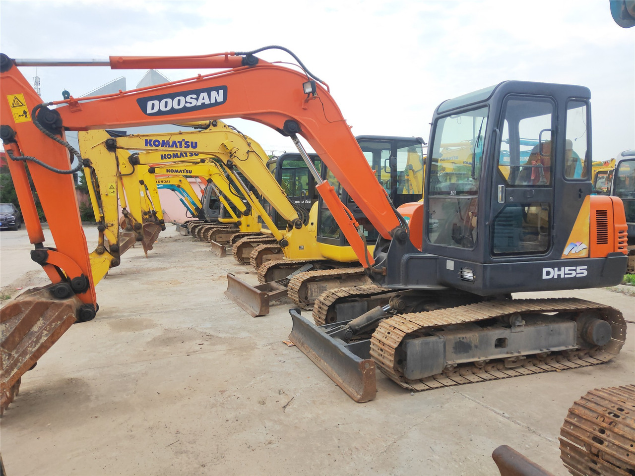 Doosan Crawler Excavator DH55 Good Condition Click for Discount - מחפר סורק: תמונה 3 Doosan Crawler Excavator DH55 Good Condition Click for Discount - מחפר סורק: תמונה 3