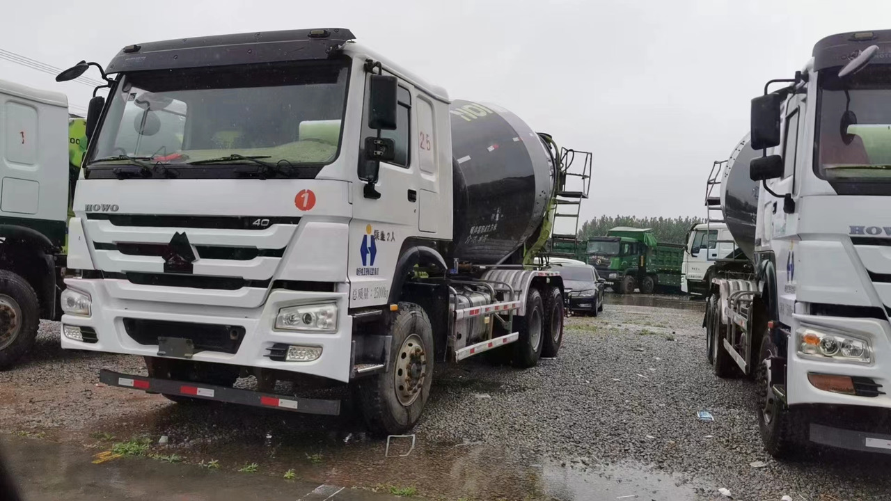 HOWO 6*4 Cement Mixer Truck - משאית מערבלת בטון: תמונה 5 HOWO 6*4 Cement Mixer Truck - משאית מערבלת בטון: תמונה 5