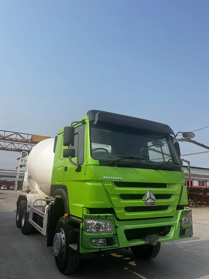 HOWO Cement Mixer Truck 6*4 - משאית מערבלת בטון: תמונה 3 HOWO Cement Mixer Truck 6*4 - משאית מערבלת בטון: תמונה 3