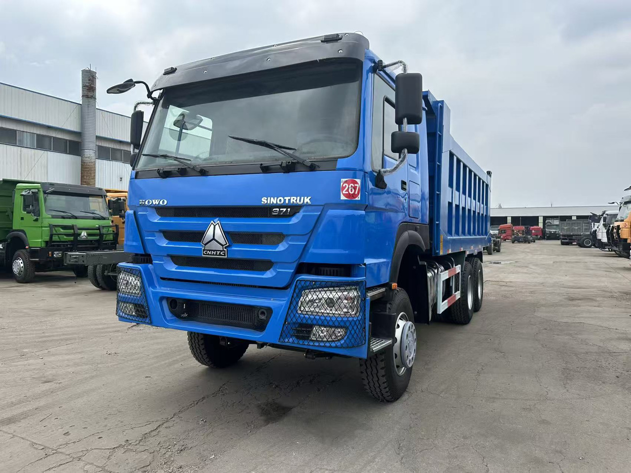 HOWO Haohan 6✖4 Dump Truck Click Here for Discount - משאית תיבה: תמונה 2 HOWO Haohan 6✖4 Dump Truck Click Here for Discount - משאית תיבה: תמונה 2