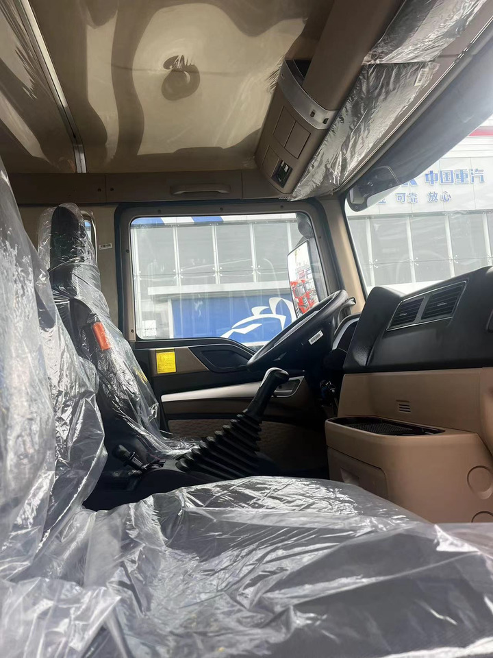 HOWO TX350 Cement Mixer Truck - משאית מערבלת בטון: תמונה 4 HOWO TX350 Cement Mixer Truck - משאית מערבלת בטון: תמונה 4