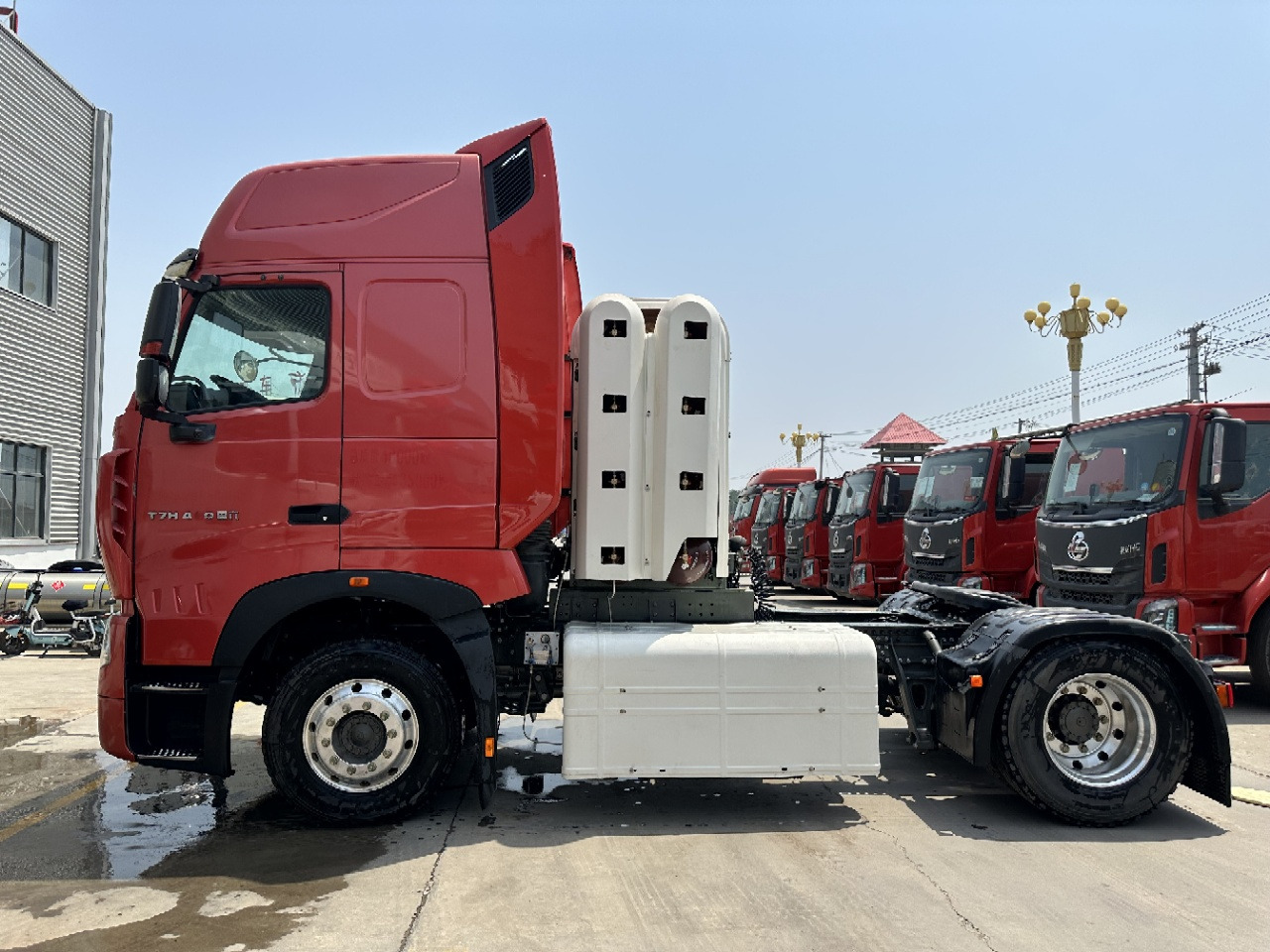 HOWO Truck Unit T7X Click Here for discount - מזהיר: תמונה 3 HOWO Truck Unit T7X Click Here for discount - מזהיר: תמונה 3