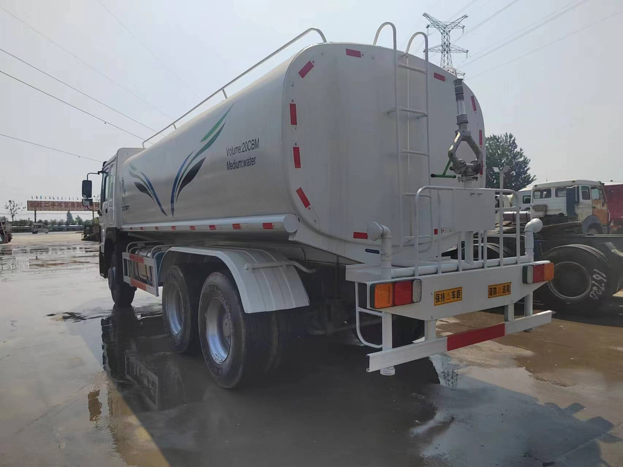 HOWO Water Tanker Click Here for Discount - כלי רכב עירוני/ מיוחד: תמונה 4 HOWO Water Tanker Click Here for Discount - כלי רכב עירוני/ מיוחד: תמונה 4