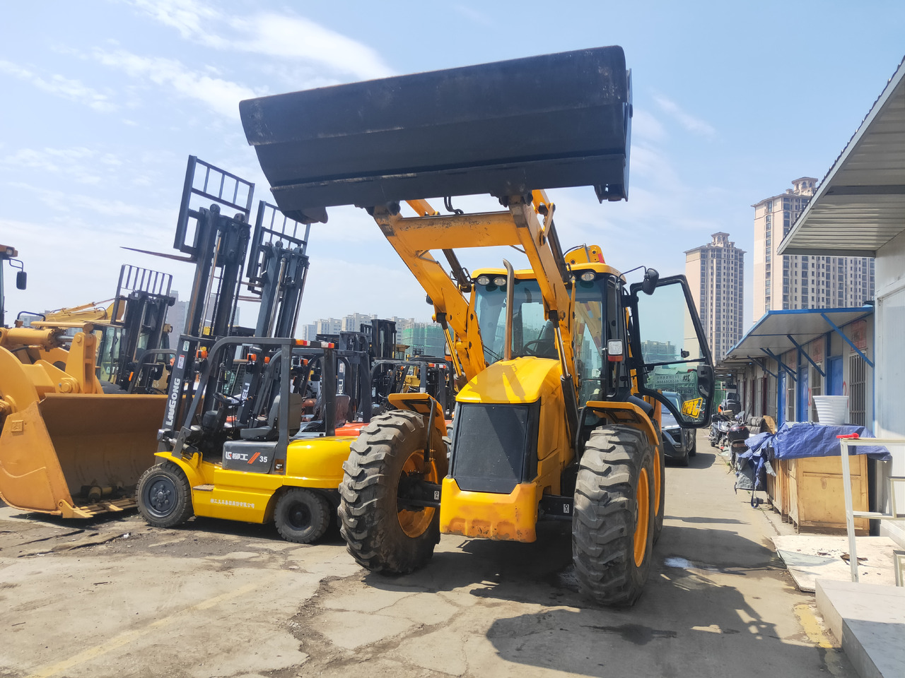 JCB 4CX - מחפרון: תמונה 2 JCB 4CX - מחפרון: תמונה 2