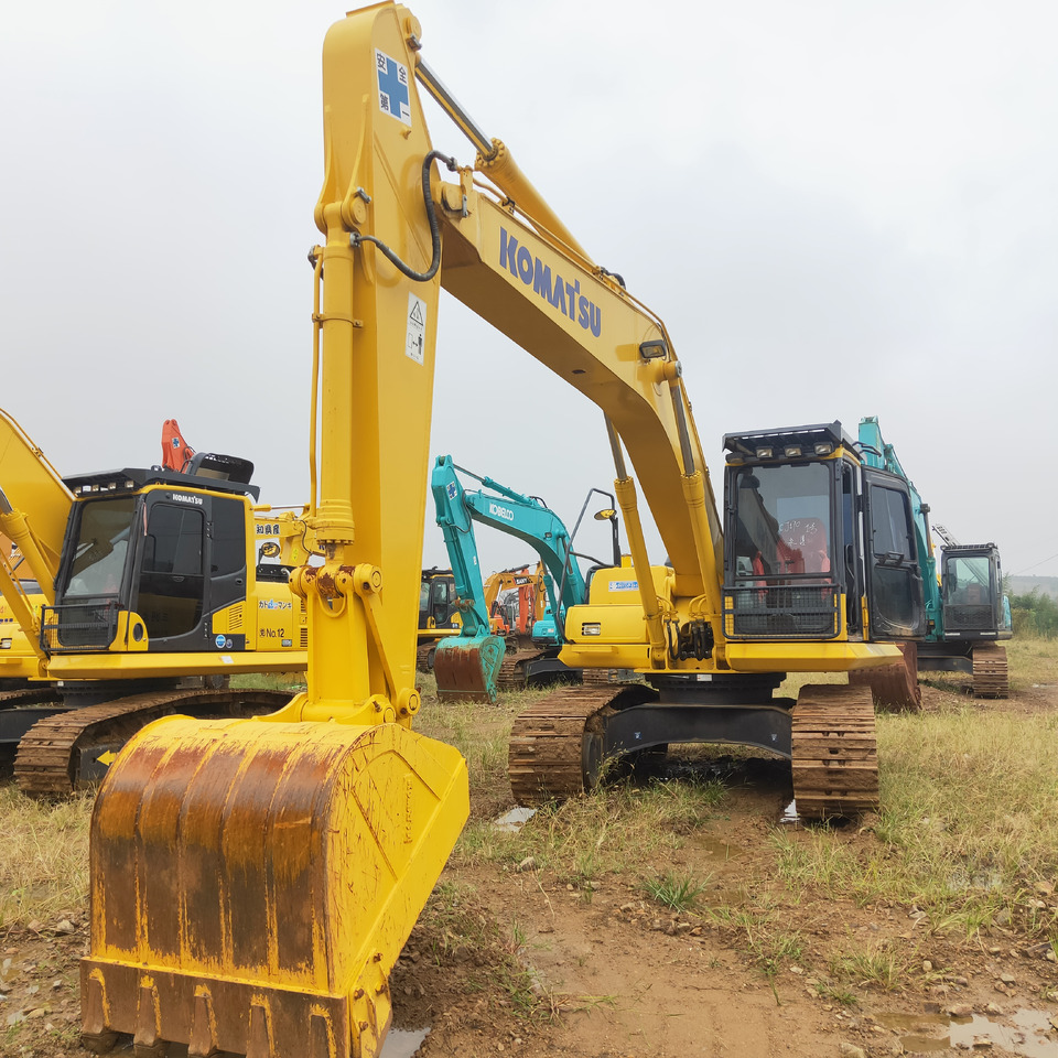 KOMATSU PC200-8 - מחפר סורק: תמונה 2 KOMATSU PC200-8 - מחפר סורק: תמונה 2