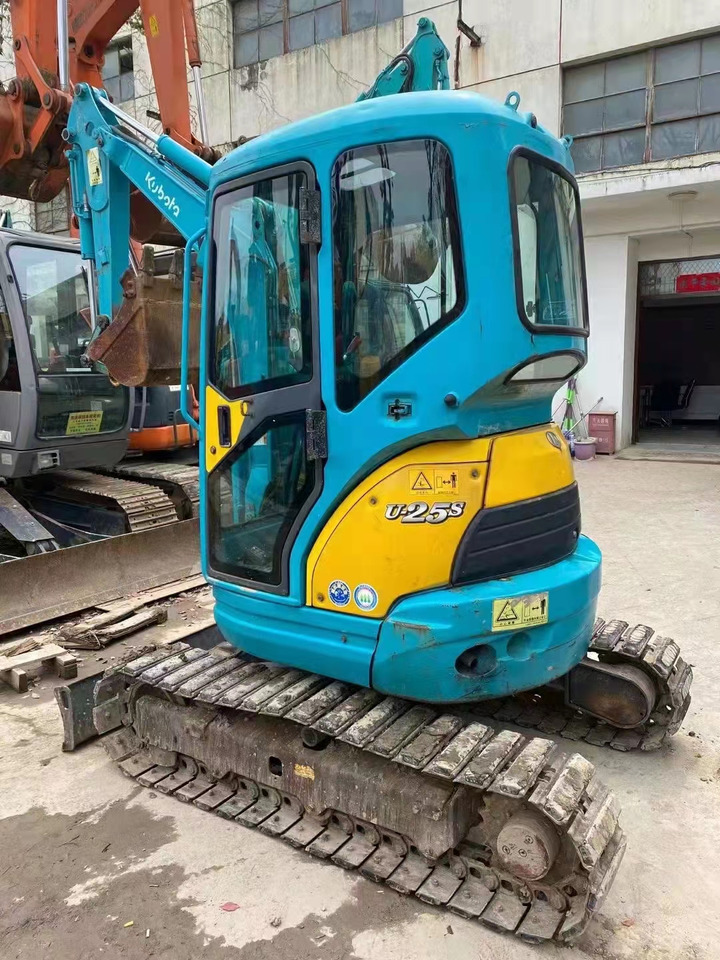 KUBOTA - מיני מחפר: תמונה 3 KUBOTA - מיני מחפר: תמונה 3