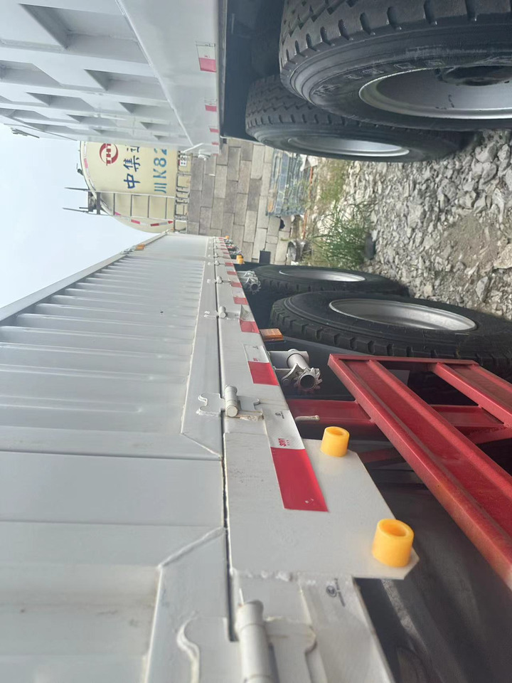 SINOTRUK HOWO 375 8X4 12TONS CLICK HERE FOR DISCOUNT - משאית מנוף: תמונה 5 SINOTRUK HOWO 375 8X4 12TONS CLICK HERE FOR DISCOUNT - משאית מנוף: תמונה 5