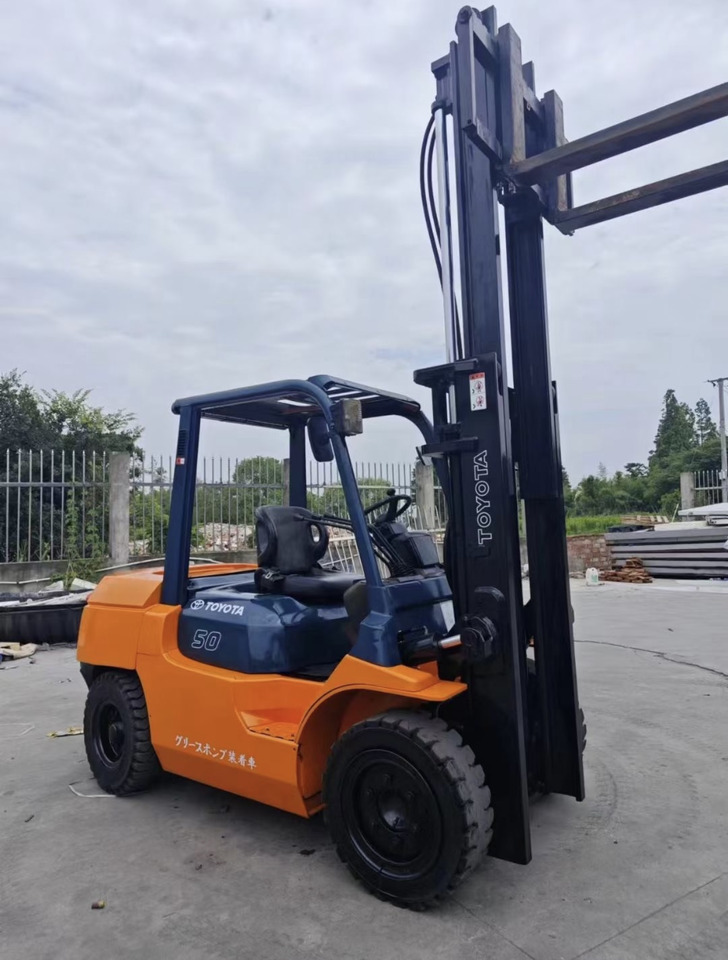 TOYOTA 5Ton Forklift Click Here for Discount - מלגזת סולר: תמונה 5 TOYOTA 5Ton Forklift Click Here for Discount - מלגזת סולר: תמונה 5