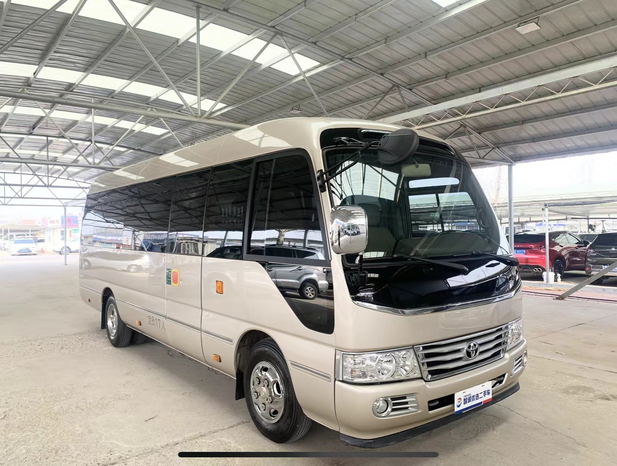 TOYOTA CLICK HERE FOR DISCOUNT - אוטובוס עירוני: תמונה 2 TOYOTA CLICK HERE FOR DISCOUNT - אוטובוס עירוני: תמונה 2