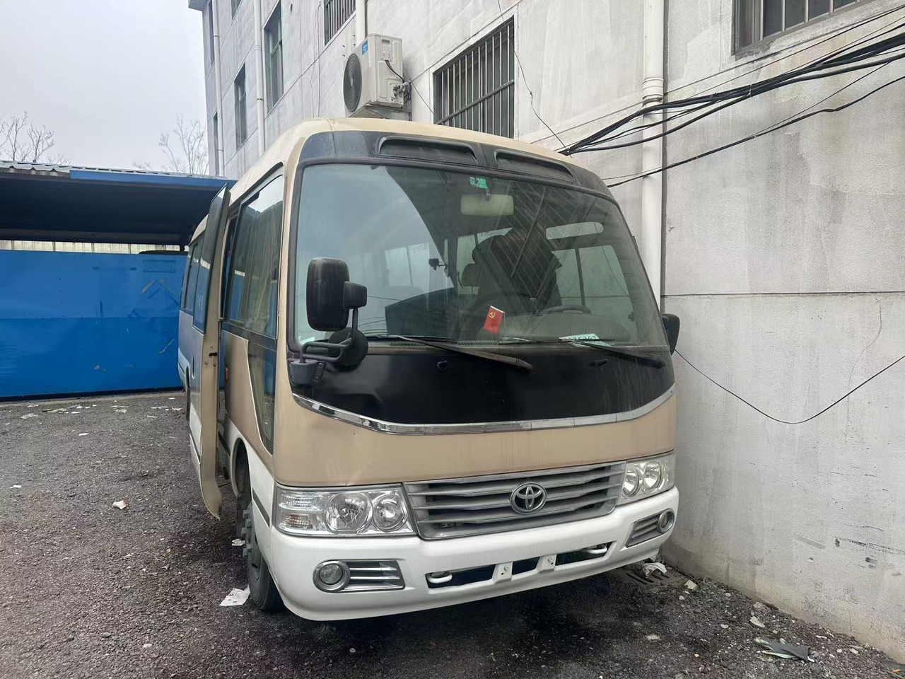 TOYOTA Coaster - אוטובוס עירוני: תמונה 3 TOYOTA Coaster - אוטובוס עירוני: תמונה 3