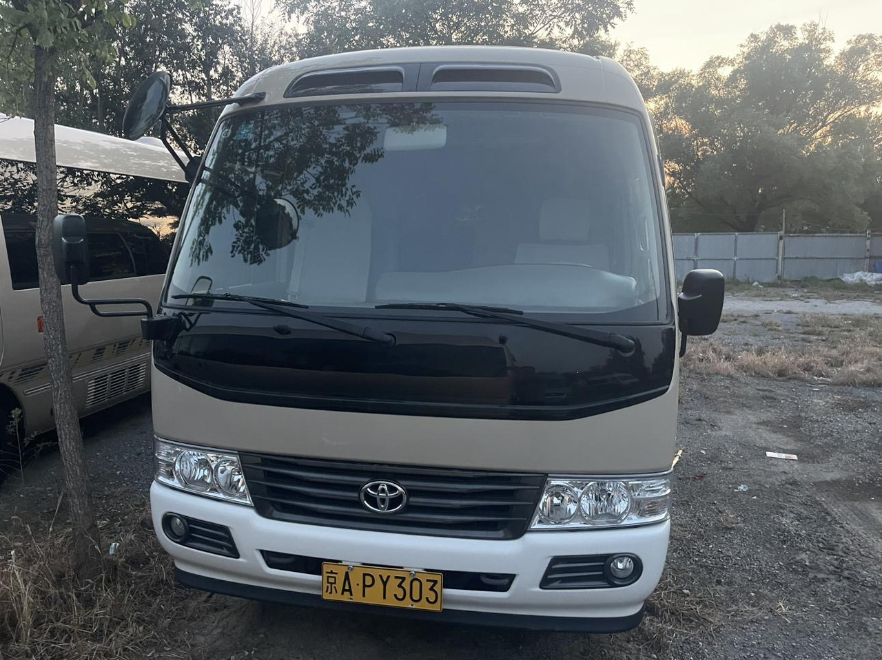 TOYOTA Coaster - אוטובוס עירוני: תמונה 3 TOYOTA Coaster - אוטובוס עירוני: תמונה 3
