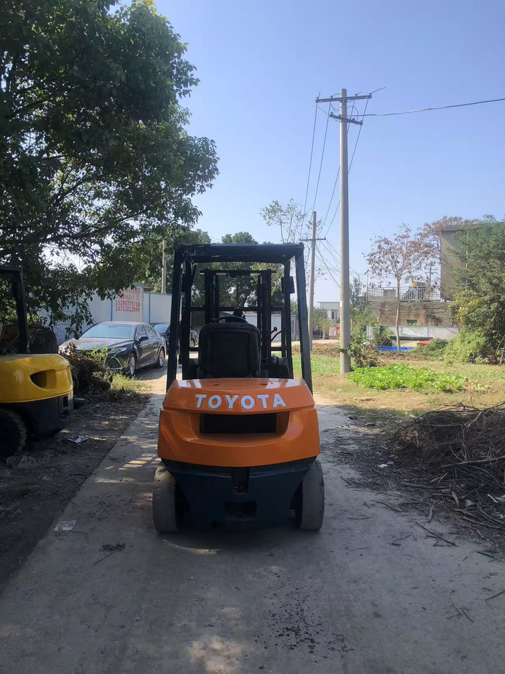 TOYOTA GENEO 35 CLICK HERE FOR DISCOUNT - מלגזת סולר: תמונה 2 TOYOTA GENEO 35 CLICK HERE FOR DISCOUNT - מלגזת סולר: תמונה 2