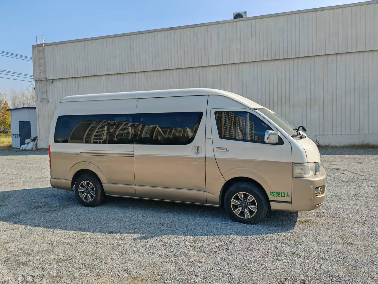 Toyota Hiace Mini Bus Click for Discount - מיניבוס, כלי רכב מסחרי לנוסעים: תמונה 4 Toyota Hiace Mini Bus Click for Discount - מיניבוס, כלי רכב מסחרי לנוסעים: תמונה 4