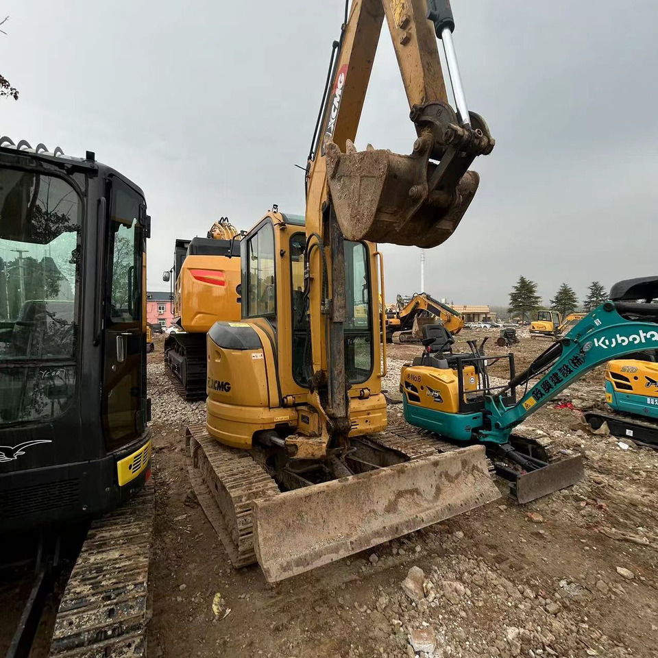 XCMG XE35U Mini Excavator 3.5T Click for Discount - מיני מחפר: תמונה 1 XCMG XE35U Mini Excavator 3.5T Click for Discount - מיני מחפר: תמונה 1