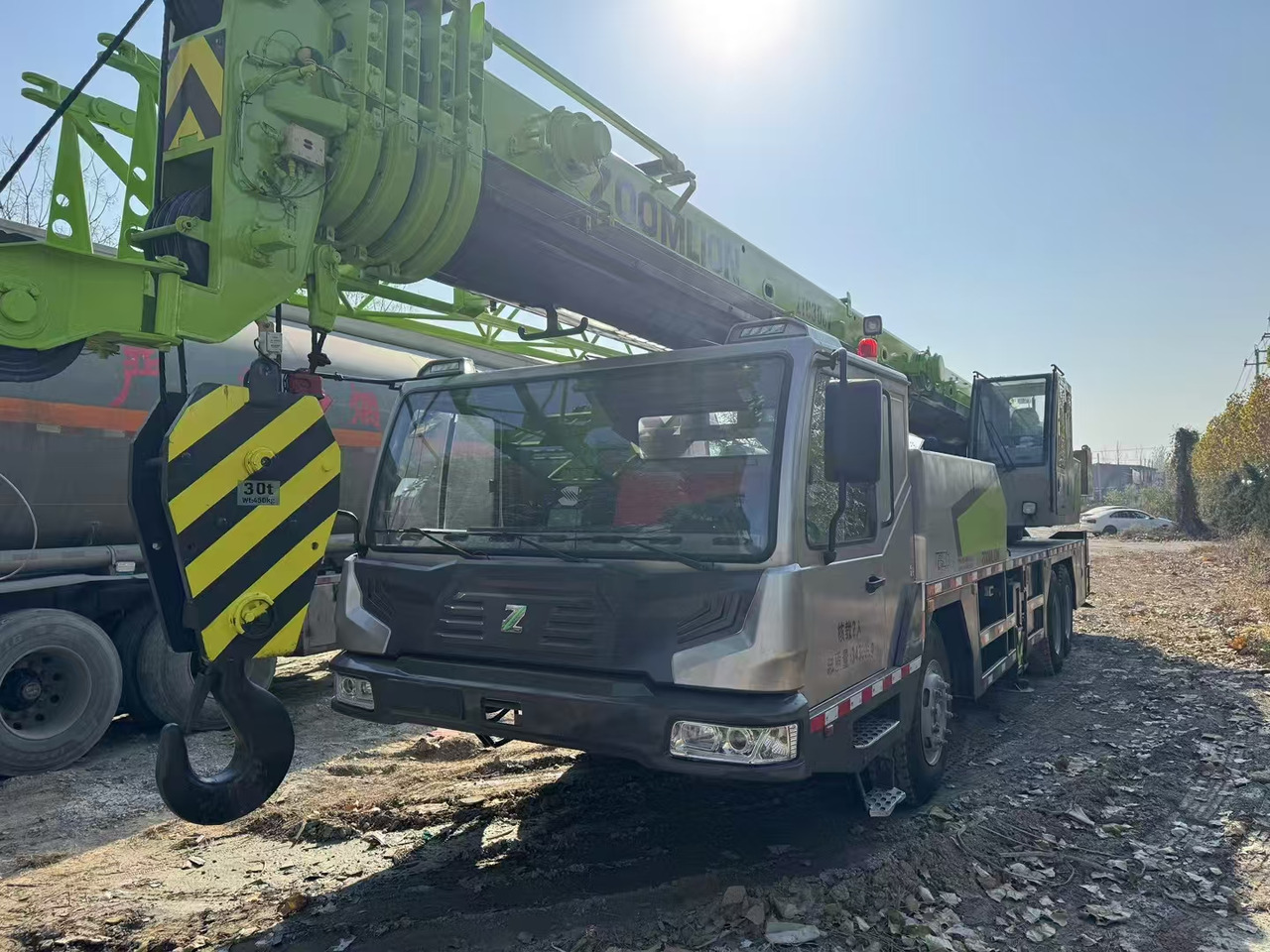 ZOOMLION Crane ZTC300V 30Ton - עגורן: תמונה 3 ZOOMLION Crane ZTC300V 30Ton - עגורן: תמונה 3