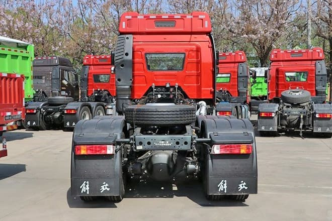FAW Faw 380HP J6P Truck for Sale in Senegal - יחידת טרקטור: תמונה 3 FAW Faw 380HP J6P Truck for Sale in Senegal - יחידת טרקטור: תמונה 3
