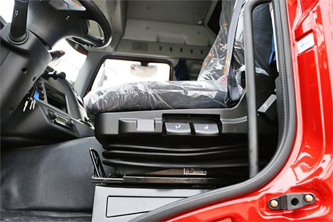 FAW New Faw J6P 390 Trucks for Sale in Nigeria - יחידת טרקטור: תמונה 3 FAW New Faw J6P 390 Trucks for Sale in Nigeria - יחידת טרקטור: תמונה 3