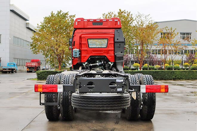 FAW New Faw J6P 390 Trucks for Sale in Nigeria - יחידת טרקטור: תמונה 4 FAW New Faw J6P 390 Trucks for Sale in Nigeria - יחידת טרקטור: תמונה 4