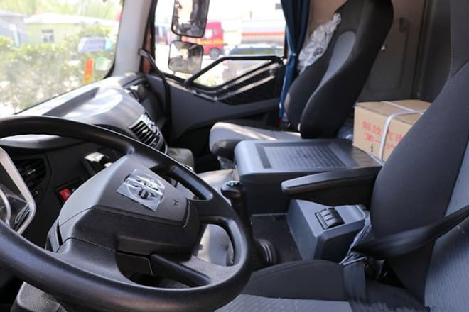 FAWA FAW Truck J6P New Model for Sale in Sierra Leone - יחידת טרקטור: תמונה 5 FAWA FAW Truck J6P New Model for Sale in Sierra Leone - יחידת טרקטור: תמונה 5