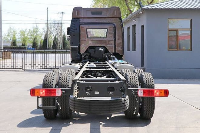 FAWA FAW Truck J6P New Model for Sale in Sierra Leone - יחידת טרקטור: תמונה 4 FAWA FAW Truck J6P New Model for Sale in Sierra Leone - יחידת טרקטור: תמונה 4