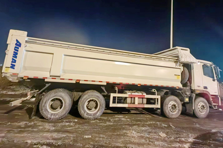 FOTON Foton Auman Dump Truck for Sale in Zambia - מזהיר: תמונה 2 FOTON Foton Auman Dump Truck for Sale in Zambia - מזהיר: תמונה 2
