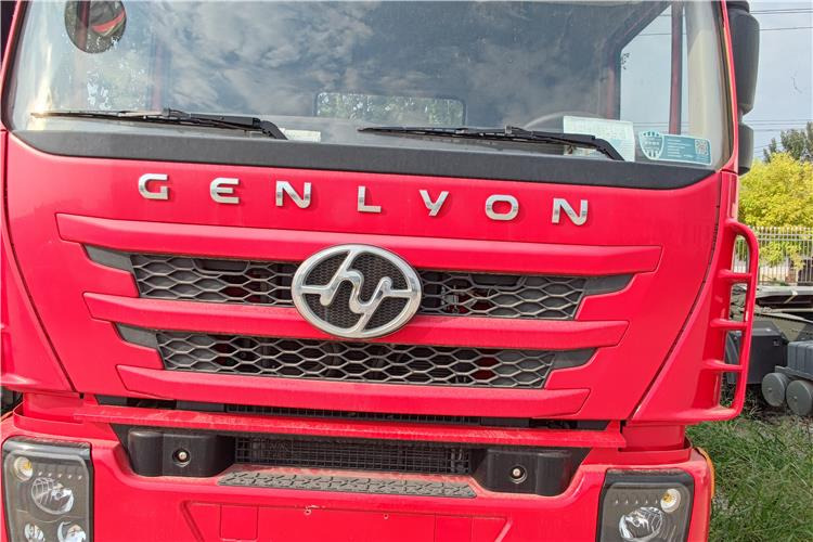 Hongyan Used Genlyon Truck Head for Sale - יחידת טרקטור: תמונה 4 Hongyan Used Genlyon Truck Head for Sale - יחידת טרקטור: תמונה 4