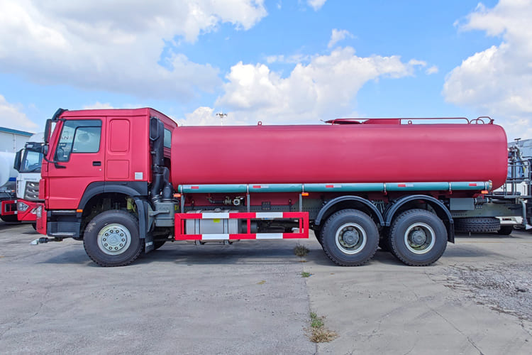 Howo Howo Water Truck for Sale in Nigeria - משאית: תמונה 3 Howo Howo Water Truck for Sale in Nigeria - משאית: תמונה 3