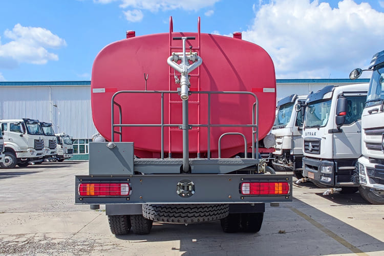 Howo Howo Water Truck for Sale in Nigeria - משאית: תמונה 5 Howo Howo Water Truck for Sale in Nigeria - משאית: תמונה 5