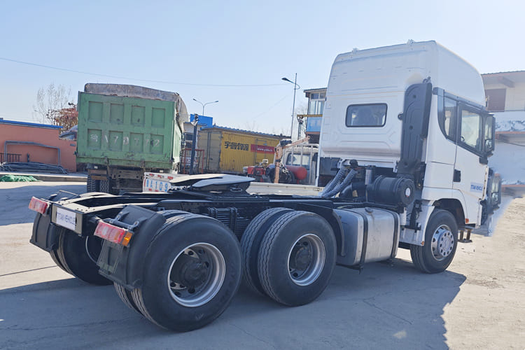 SHACMAN X3000 Shacman Truck Tractor for Sale in Guyana - יחידת טרקטור: תמונה 3 SHACMAN X3000 Shacman Truck Tractor for Sale in Guyana - יחידת טרקטור: תמונה 3