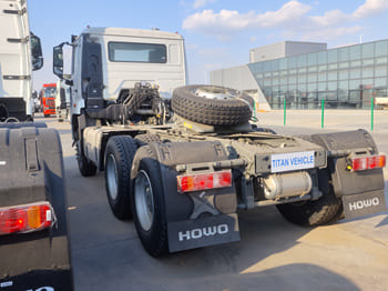 SINOTRUK 6x4 Sino Howo Truck for Sale in Sierra Leone - יחידת טרקטור: תמונה 4 SINOTRUK 6x4 Sino Howo Truck for Sale in Sierra Leone - יחידת טרקטור: תמונה 4