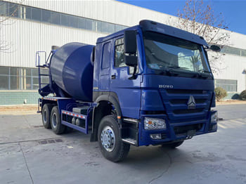 SINOTRUK Cement Mixer Lorry for Sale in Namibia - משאית מערבלת בטון: תמונה 1 SINOTRUK Cement Mixer Lorry for Sale in Namibia - משאית מערבלת בטון: תמונה 1