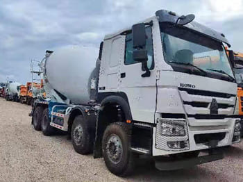 SINOTRUK Concrete Truck for Sale in Mali - משאית: תמונה 1 SINOTRUK Concrete Truck for Sale in Mali - משאית: תמונה 1
