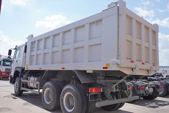 SINOTRUK Howo 6x4 New Tipper Trucks for Sale in Mauritania - מזהיר: תמונה 5 SINOTRUK Howo 6x4 New Tipper Trucks for Sale in Mauritania - מזהיר: תמונה 5