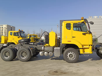 SINOTRUK Sino Howo Truck for Sale in Philippine - יחידת טרקטור: תמונה 3 SINOTRUK Sino Howo Truck for Sale in Philippine - יחידת טרקטור: תמונה 3